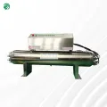 Medium flow type UV sterilizer