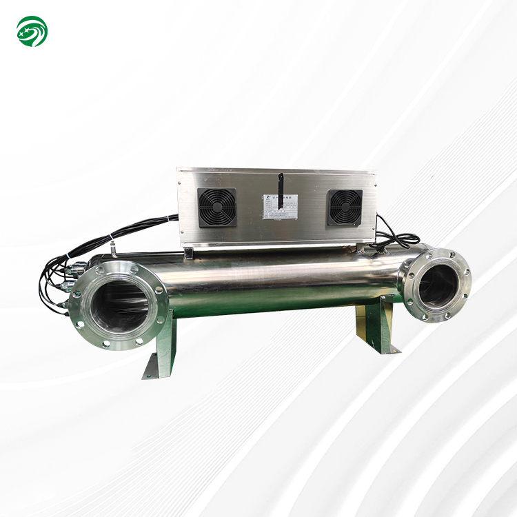 Medium flow type UV sterilizer