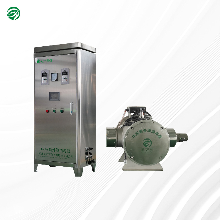 Medium-pressure UV sterilizer for oil and gas